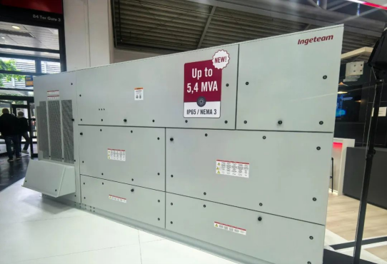 Energy Storage & Renewables Update: Key Developments (May 2025)​​
CATL plans a ​​4BHongKongIPO​tofundEuropeanexpansion,includingaHungarybatteryplant.LiviumpartnerswithBYDAustraliafor​EV/commercialbatteryrecycling,expandingtoNewZealand.Ingeteamlaunchesa​5.4MVAsolarinverter​(98.920.5M​ to scale ​vanadium flow batteries​ (25-year lifespan). China’s Baneng starts a ​100MW/400MWh LFP storage project​ to stabilize grids. Brazil proposes ​full energy market liberalization by 2028, while U.S.-China agree to slash ​BESS tariffs​ to 30%. Lopal Tech signs a ​​$690M LFP cathode deal​ with Trina Energy. Tech highlights: Hopewind’s ​grid-resonance-resistant PV inverter​ and China Tower’s ​thermal runaway prevention system.