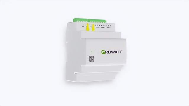储能行业近期动态反映出全球储能系统不断提升的技术性能与规模化应用。海内外公司相继推出智能化管理器和高能量密度储能系统,如古瑞瓦特的GroHome Manager和海辰储能的∞Power系统;日本研究团队成功研发可充电镁电池,实现室温下稳定运行;美国三星SDI计划在2026年投产新款储能系统SBB系列。此外,全球电网规模BESS部署量有所增长,而法国也出台新政策促进更智能的电池存储使用。国内则发布《跨省跨区电力应急调度管理办法》。在技术方面,天津和广西公司分别公开了不间断电源监控系统和光伏微网储能装置。各地不断推动储能领域的创新与发展。