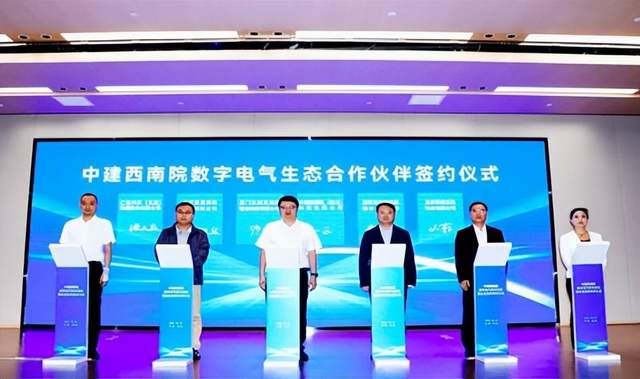 10月13日LED显示屏行业海内外情报汇总：10月13日LED显示屏行业消息汇总，涵盖了福银高速公路武汉新城段改扩建工程、洲明科技与中建西南院科技公司战略合作、国星光电拟募资近9.82亿元、Extron为SAIC会议室配备32:9 LED视频墙、Atacama公司在布宜诺斯艾利斯方尖碑前安装新一代LED屏幕、CSA联盟发布9项LED标准、中原地区1200㎡最大室内高清LED屏震撼亮相郑州东站、深圳利亚德光电的LED显示模组固定支架和LED显示屏、惠州市奥拓电子的旋转伸缩快速拆卸的LED显示屏等。这些消息突出了LED显示屏行业的最新动态和前沿技术，对LED显示屏领域的发展具有重要意义。