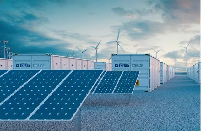 11月4日，储能行业海内外情报概括如下：中国负荷侧组串式储能投运，助力高载能行业零碳转型；欧洲天合光能签订超1GWh储能订单，采用新一代柔性储能电池；英国Elements Green公司扩大德国电池储能项目投资；澳大利亚通过简化审批流程批准2200兆瓦时电池储能项目；中国阿特斯储能业务增长32%，阿特斯2025年1-9月储能出货5.8GWh；法国对储能进行电网电价改革，新电价机制受益储能项目；越南修订锂电池标准，有助于实现2050年零排放目标。总结显示储能领域在不同国家都有不同的政策和项目发展。
