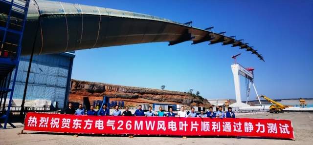 本文总结了电力设备行业的最新情报,重点关注了2025年中国风电设备行业市场前景预测。预计到2025年,中国风电叶片市场规模将增长至644亿元,风电塔筒市场规模将达到727亿元,风电机组累计装机容量将超过60000万千瓦。此外,文章还提到了一些具体项目和企业动态,如冠华崇明分散式风电项目、南瑞继保新一代数智化PLC成功投运等。行业动态方面,国家标准启动编制,风电可靠性管理迈入新阶段。另外,还介绍了一些市场政策和前沿技术,如首个省级绿证绿电交易细则发布以及固废熔融炉余热锅炉发电系统等。