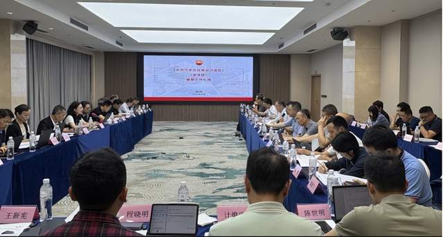 5月23日，山东、广东、广西三省发布新能源电力入市交易细则，要求新能源项目接受实时现货价格，各省政策有所不同，交易规则革新包括中长期交易松绑等。浙能景泰县上沙沃镇5万千瓦风电项目进入环评阶段，计划安装8台6.25MW风力发电机组。龙源电力新能源规划设计系统上线，资源评估误差控制在5%-10%，规划周期缩短60%。东方锅炉自主研发的发卡式压缩空气储能换热器完工，用于甘肃酒泉项目。CPECC西南分公司牵头制定的《天然气余压发电设计规范》通过审查。国家新一代煤电示范项目锅炉首次点火成功，设计发电煤耗低至249.6克/千瓦时。国家能源局印发《核电工程定额管理暂行办法》，规范核电建设市场。华电国际邹县发电厂公开小汽轮机冗余超速保护系统，北京电力设备总厂公开光伏耦合高温热泵熔盐储能热电联供系统。