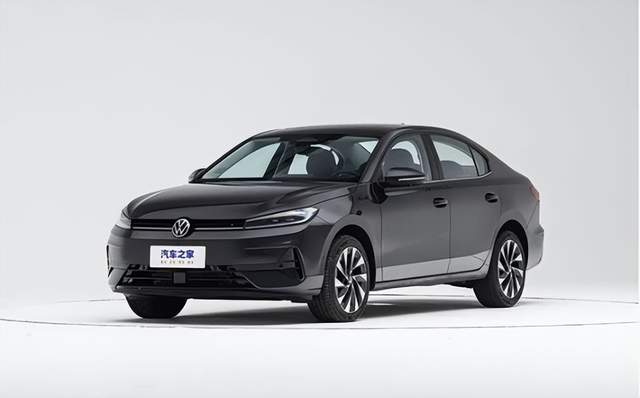 3月9日，汽车行业情报显示，极氪品牌在德国完成首批用户交付，交付车型为极氪7X，并计划进一步拓展至法国市场，目前已布局欧洲十多个国家。与此同时，印度汽车制造商因中东紧张局势推迟向中东和北非地区发货，以规避高额运费和战争风险保险费。长城欧拉品牌宣布战略转型，升级为“全球时尚精品汽车品牌”，聚焦全球化、时尚化和年轻化方向。一汽-大众宣布全新速腾S和新款揽巡将于3月底上市，而领克06 Relive暮光紫新色车型也已正式发布，限时优惠价11.16万元起。政策方面，山东青岛推出2.5亿元汽车以旧换新补贴，新能源车最高可补1.2万元。此外，中国长安汽车董事长朱华荣建议加快自动驾驶立法，推动产业高质量发展。上游动态中，东升股份与中国汽车工程研究院合作共建汽车零部件测试实验室，提升研发与测试能力。