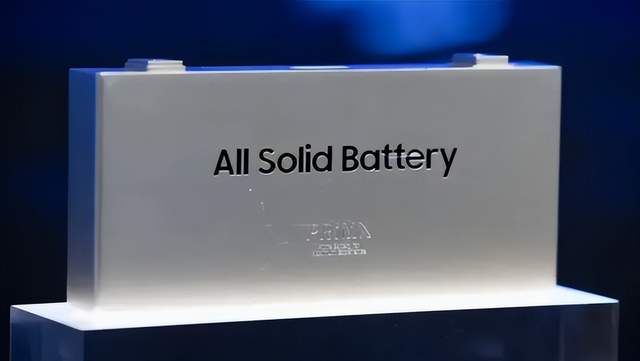 储能行业近期动态：泉州市与宁德时代签署合作协议，共同发展新能源产业；亿纬锂能在印尼建全产业链项目，同时在武汉设立研发分公司；保加利亚电池储能系统市场将进一步增长；三星SDI因美国储能系统需求亏损收窄；Tigo Energy GO电池在北美上市；科陆电子预计2025年营收达60-65亿元，储能业务成核心引擎；中国科研人员团队取得全固态锂电池负极材料重大突破；印度可再生能源寻求政策明确性，将纳入储能激励措施；114号文引导新型储能朝顶峰导向演进。情报强企为企业提供定制化企业情报智能服务平台，助力企业自动抓取最新动态，支持多账号使用实现多部门情报共享。