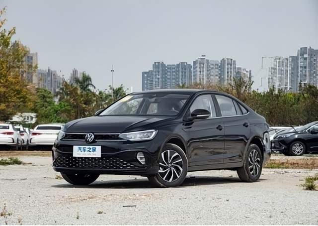 2月2日汽车行业海内外情报汇总:长城汽车1月销量90312台,同比增11.59%,海外销量增43.77%;越南汽车进口增长18.6%,主要受私人及家庭用车需求影响;新款大众朗逸售价不变,取消备胎;阿维塔全新旅行车预计年内上市;小米汽车SU7 Ultra限时购车权益公布,老车主复购可获5万积分;欧拉汽车2月专属权益活动,闪电猫现金优惠2.8万元;国轩高科2025年净利润预计25亿-30亿实现翻倍,销量大增;宁德时代“钠新”电池进入乘用车领域参与测试,具有全温域适应性和纯电续航能力。情报强企为企业提供定制化的企业情报智能服务平台,帮助企业自动抓取并推送行业最新动态。